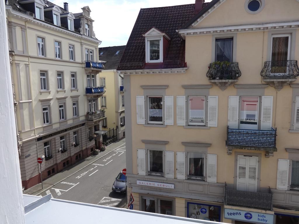 Du Russel